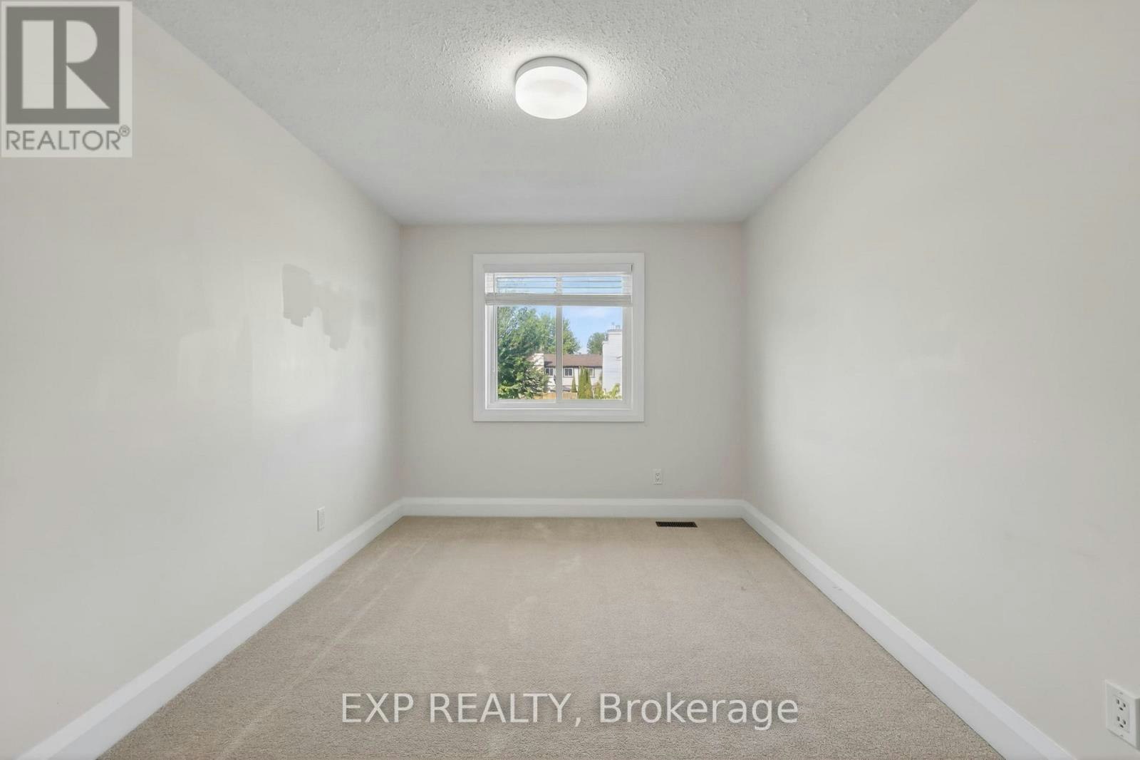 1551 Hoskins Crescent, Ottawa, ON, K1C 2G3 - 24