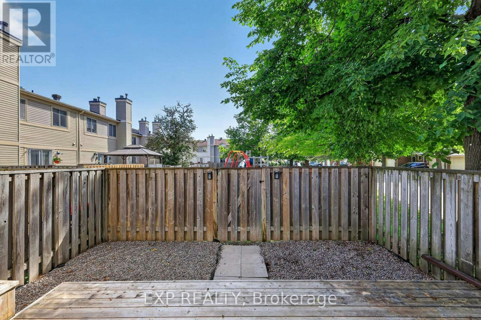 1551 Hoskins Crescent, Ottawa, ON, K1C 2G3 - 37