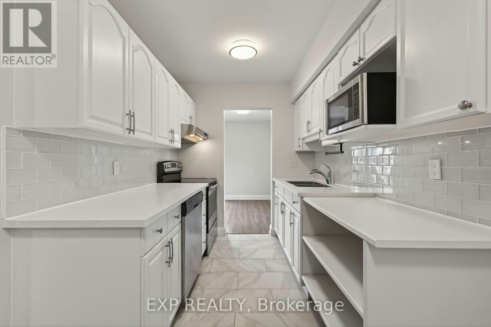 1551 Hoskins Crescent, Ottawa, ON, K1C 2G3 - 13