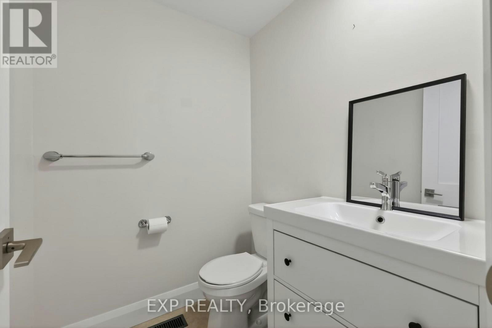 1551 Hoskins Crescent, Ottawa, ON, K1C 2G3 - 20