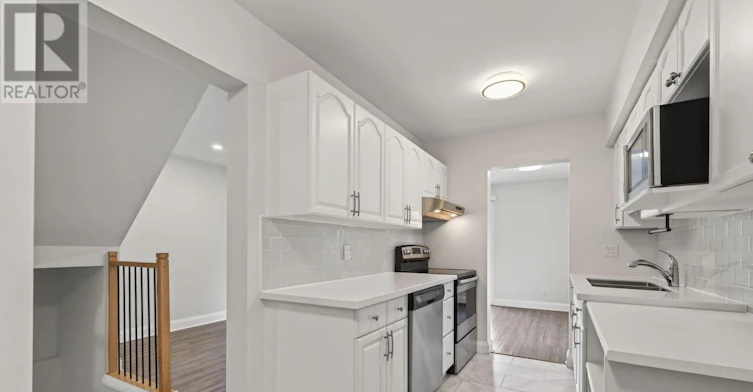 1551 Hoskins Crescent, Ottawa, ON, K1C 2G3 - 12