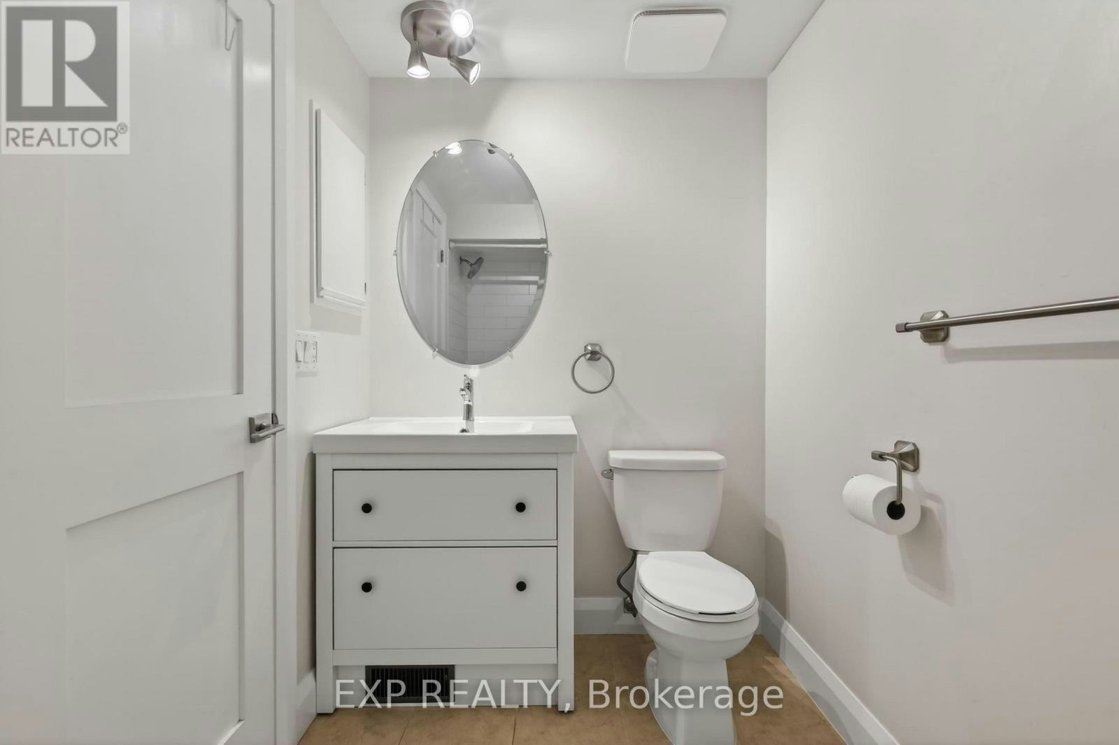 1551 Hoskins Crescent, Ottawa, ON, K1C 2G3 - 25
