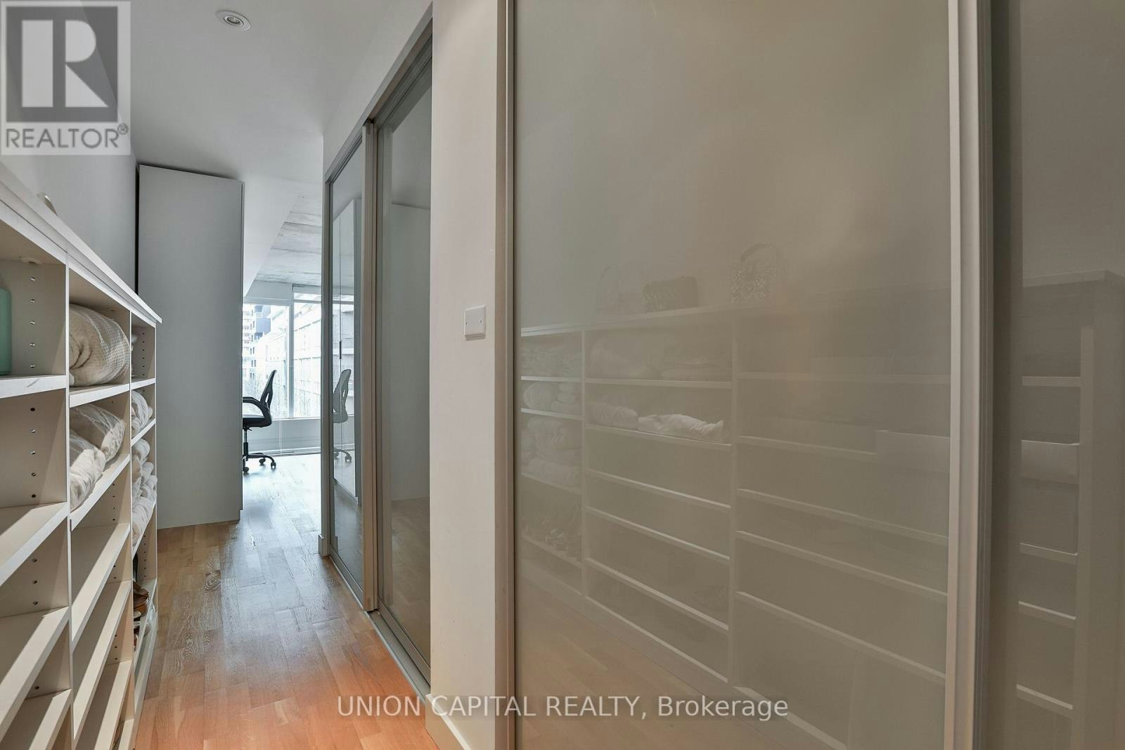 504-75 Portland Street, Toronto, ON, M5V 2M9 - 33