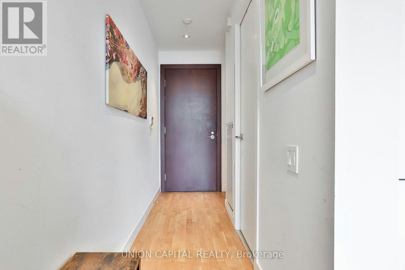 504-75 Portland Street, Toronto, ON, M5V 2M9 - 7
