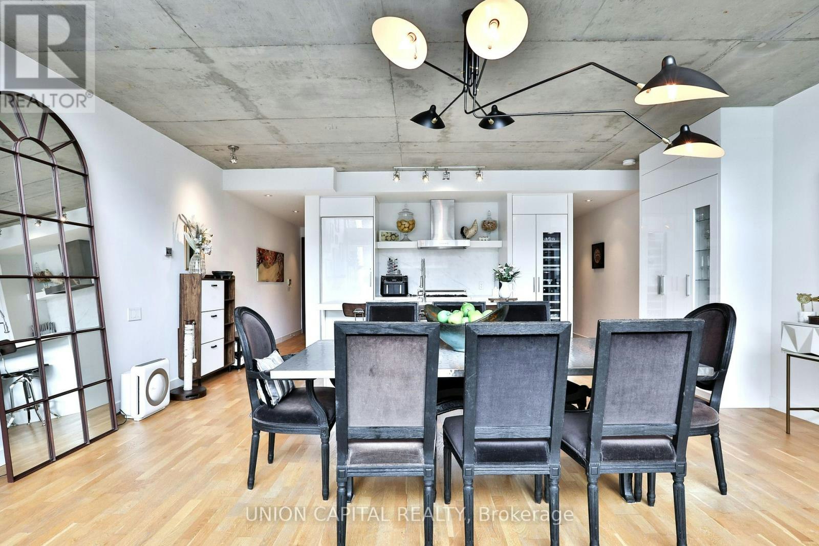 504-75 Portland Street, Toronto, ON, M5V 2M9 - 13