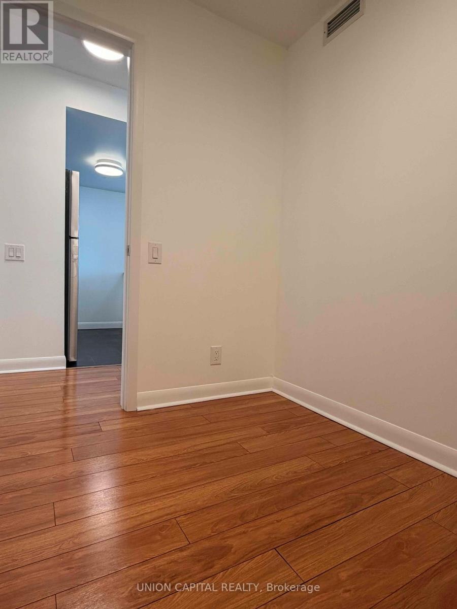 1807-25 Town Centre Court, Toronto, ON, M1P 0B4 - 11