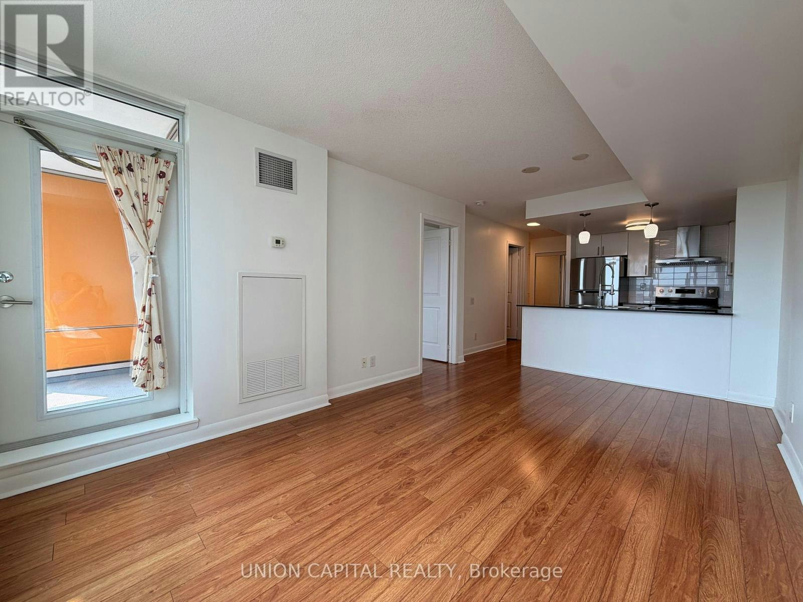 1807-25 Town Centre Court, Toronto, ON, M1P 0B4 - 2