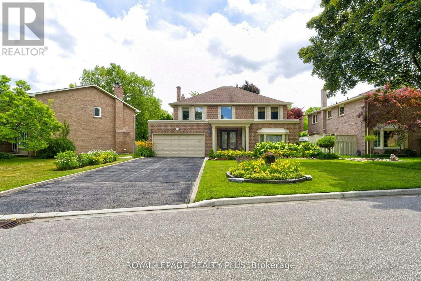 1760 Featherston Court, Mississauga, ON, L5L 3E3