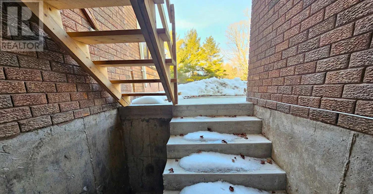 BSMT-2377 Salem Road, Ajax, ON, L1Z 1X4 - 13