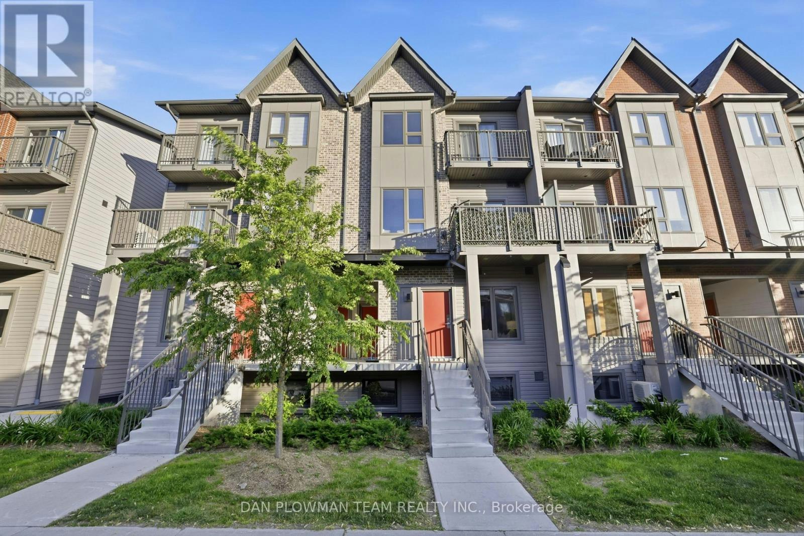 1210-2635 William Jackson Drive, Pickering, ON, L1X 0L4