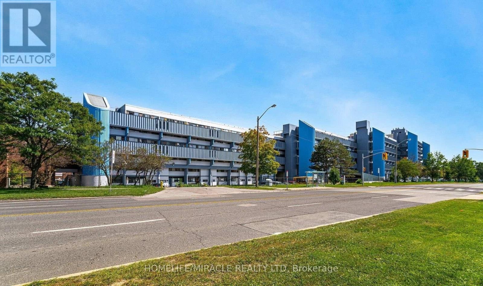 517-4673 Jane Street, Toronto, ON, M3N 2L1