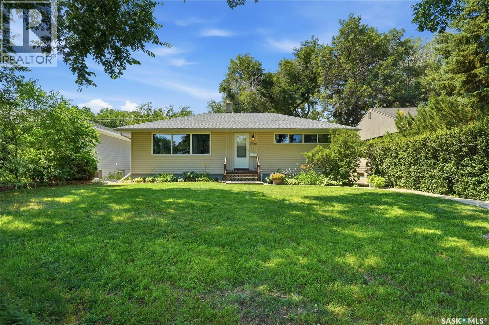 2816 Queen Street, Regina, SK, S4S 2E4