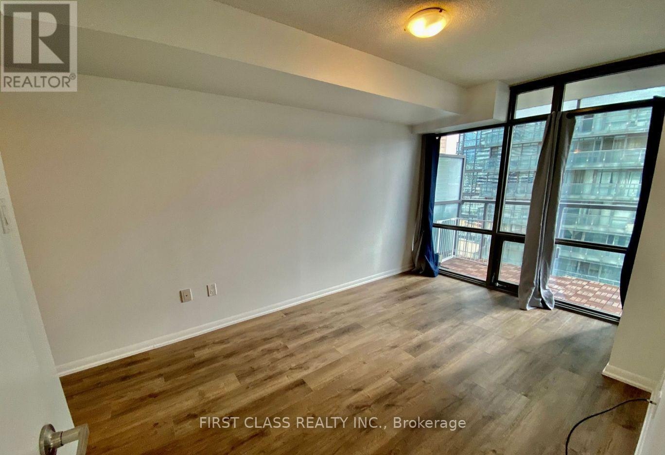 1301-37 Grosvenor Street, Toronto, ON, M4Y 3G5 - 2