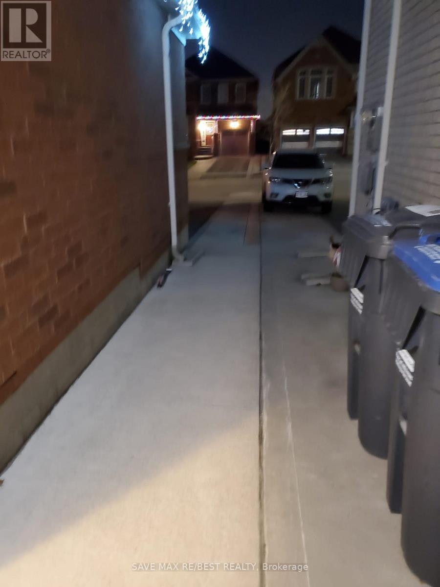 BSMT-4 Singletree Road, Brampton, ON, L6P 0W4 - 5