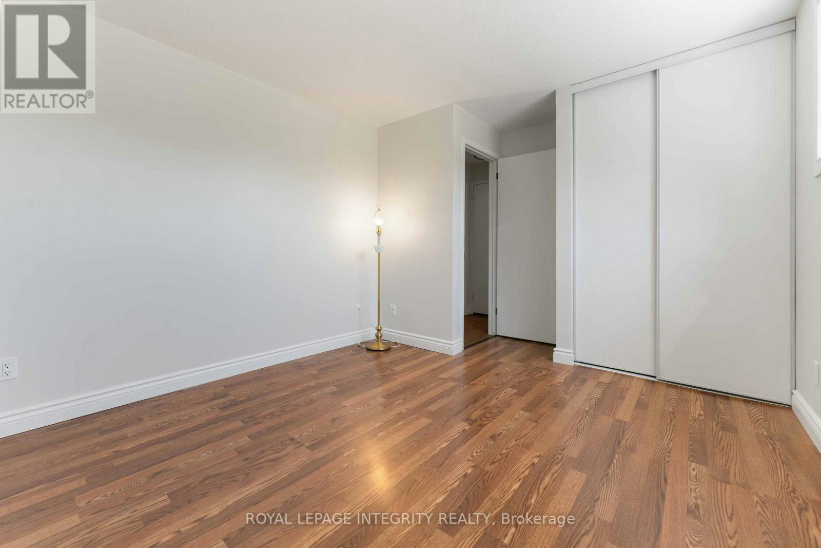 5 Banner Road, Ottawa, ON, K2H 8T3 - 21