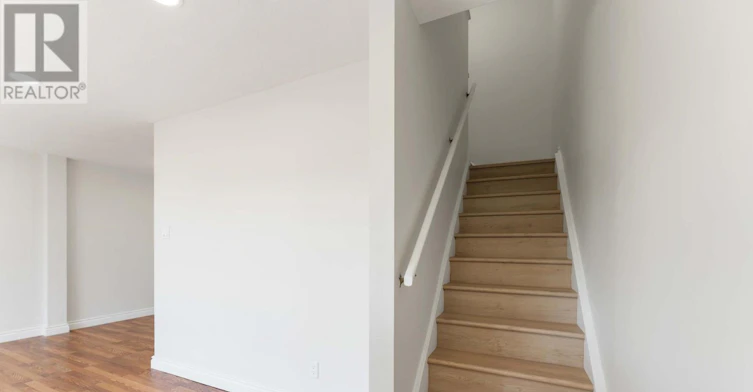 5 Banner Road, Ottawa, ON, K2H 8T3 - 14