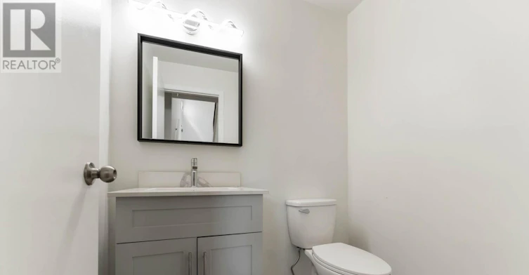 5 Banner Road, Ottawa, ON, K2H 8T3 - 5