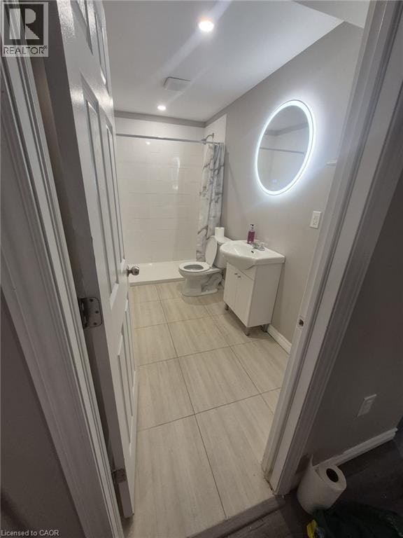 Lower-72 Ingleside Drive, Kitchener, ON, N2M 2G8 - 4