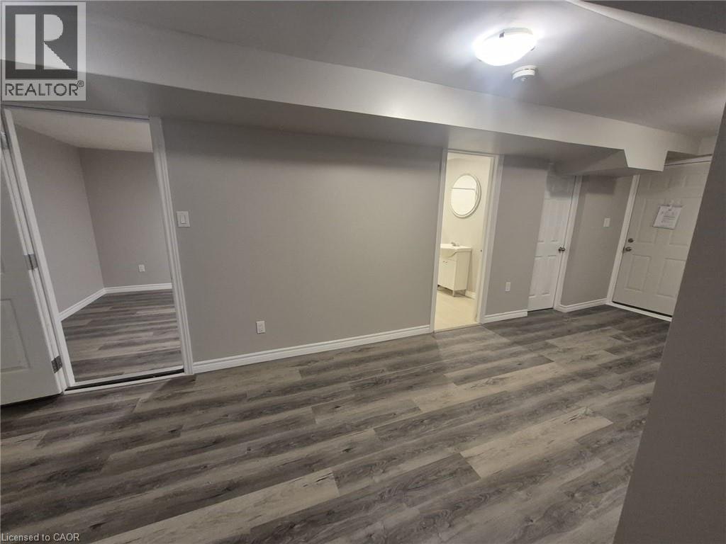 Lower-72 Ingleside Drive, Kitchener, ON, N2M 2G8 - 5