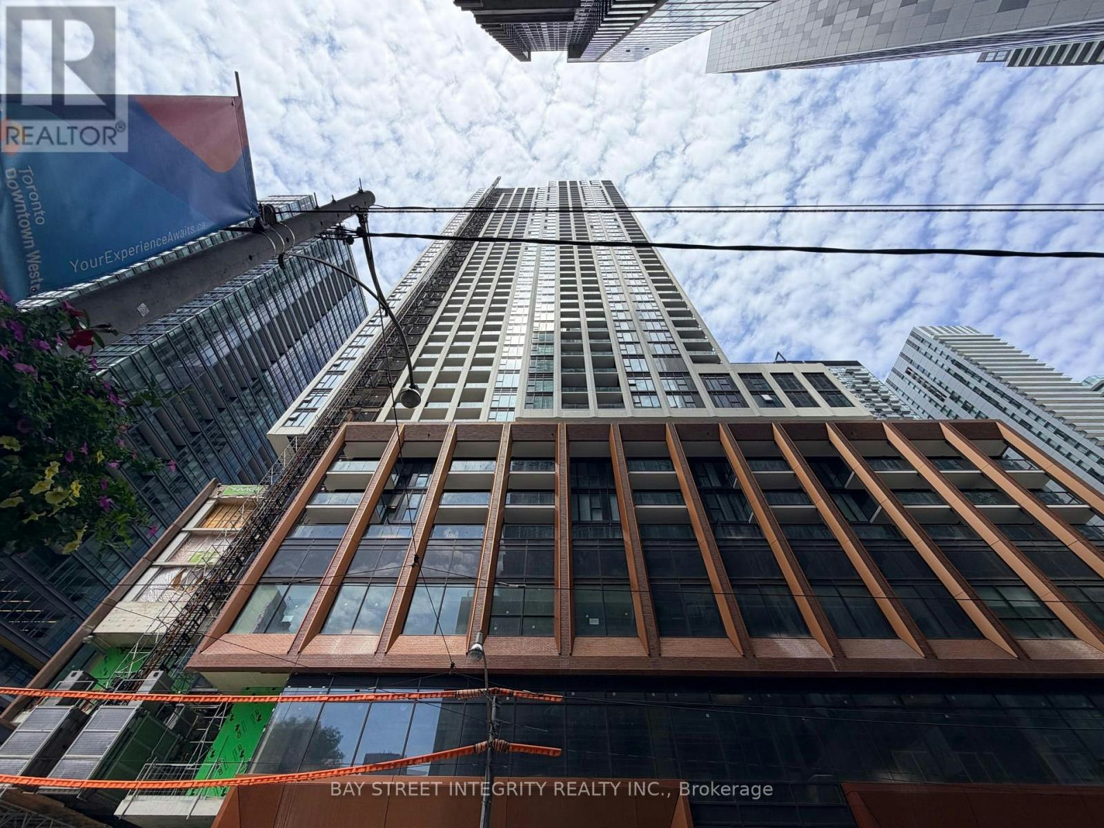 1912-400 King Street W, Toronto, ON, M5V 0X8 - 2