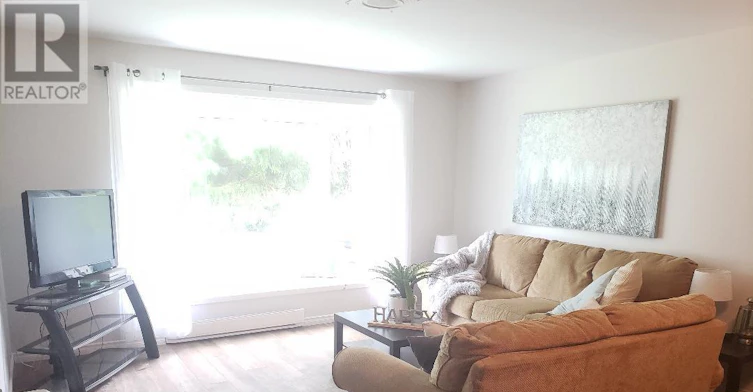 5409 Oak Avenue, Lambton Shores, ON, N0N 1J0 - 4