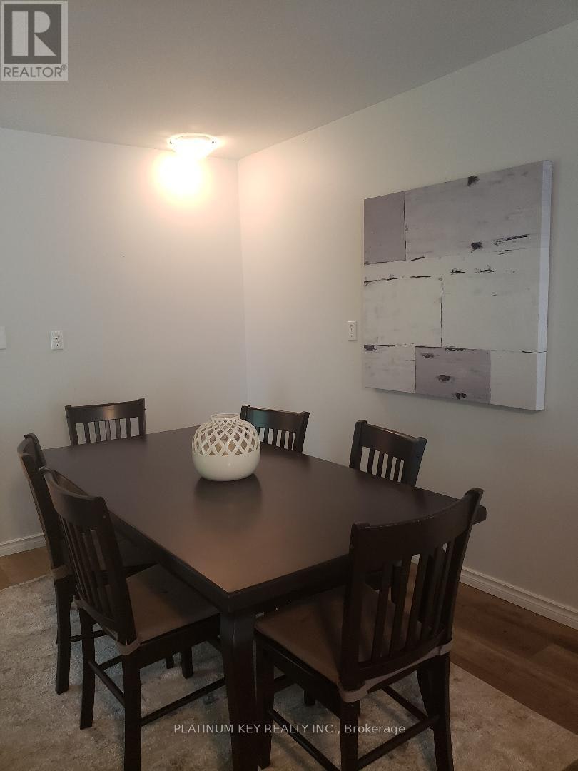 5409 Oak Avenue, Lambton Shores, ON, N0N 1J0 - 6