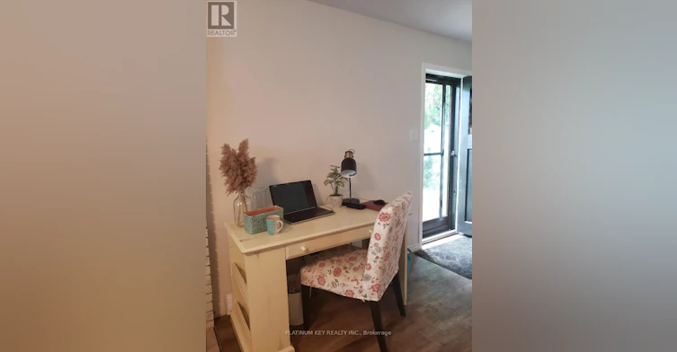 5409 Oak Avenue, Lambton Shores, ON, N0N 1J0 - 8