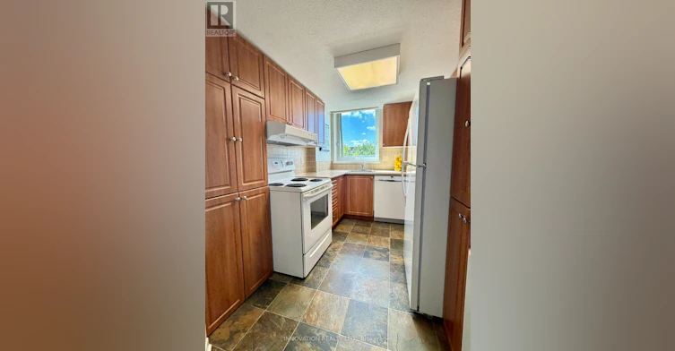 807-80 Sandcastle Drive, Ottawa, ON, K2H 9E7 - 12