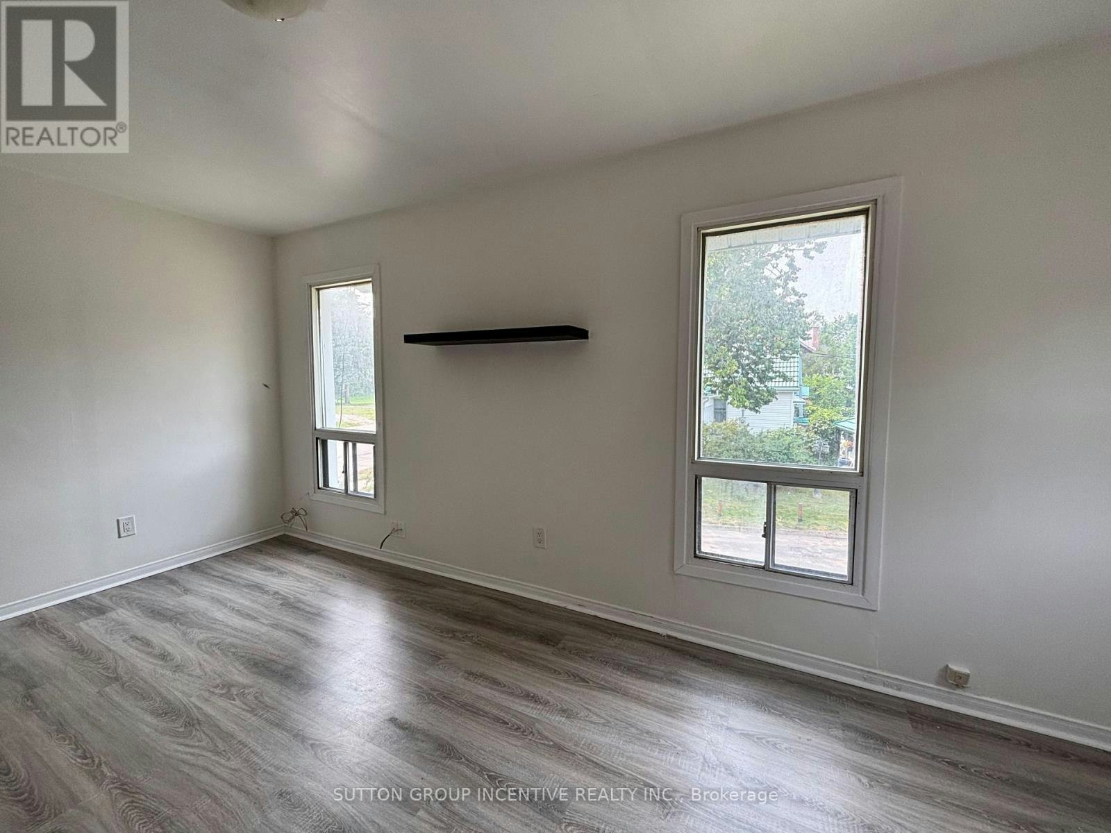 46 Tiffin Street, Barrie, ON, L4N 2M7 - 10