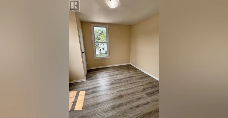 46 Tiffin Street, Barrie, ON, L4N 2M7 - 3