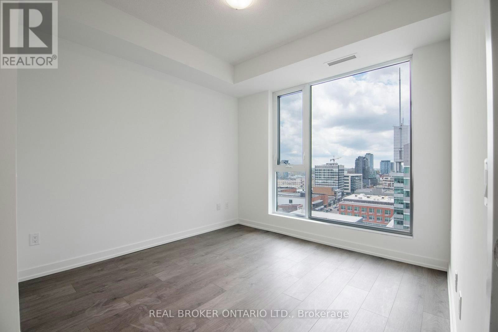 1101-55 Duke Street W, Kitchener, ON, N2G 1A6 - 8