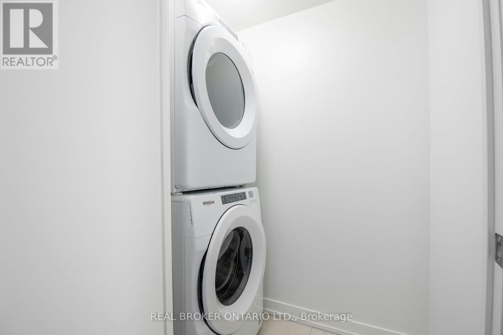1101-55 Duke Street W, Kitchener, ON, N2G 1A6 - 3