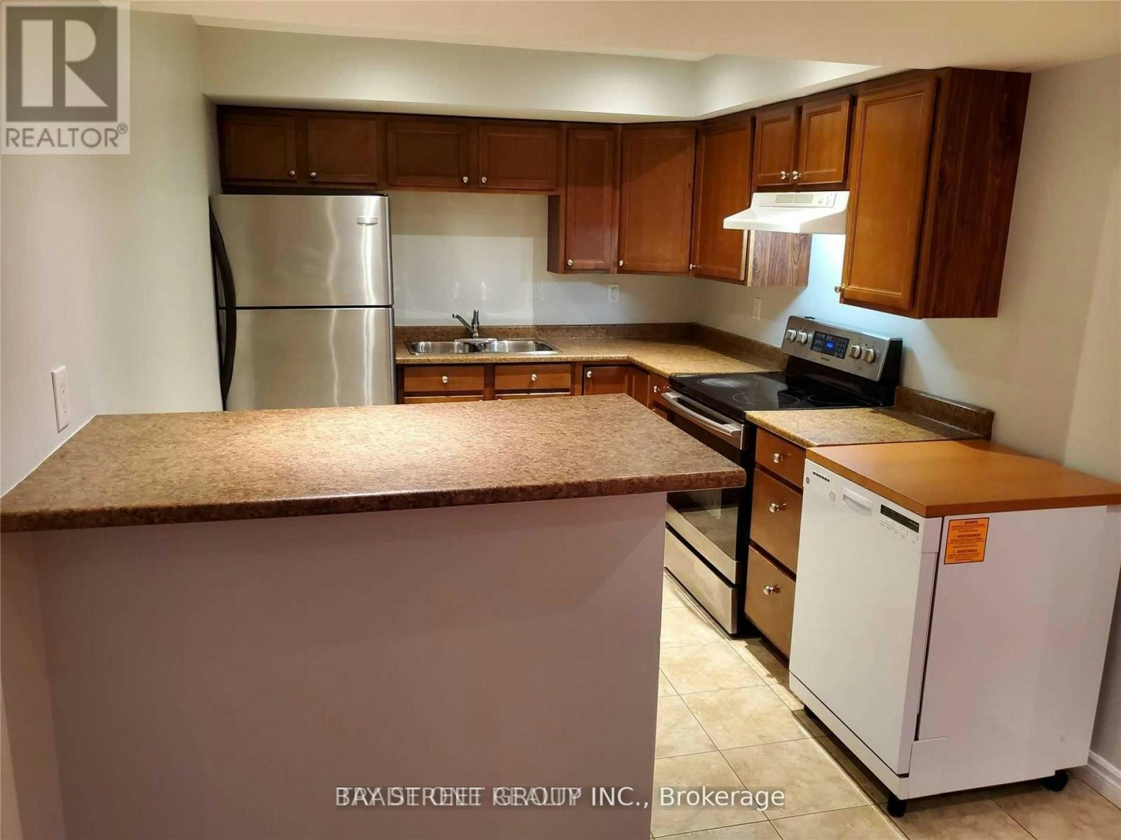 BSMT-92 Sir Jacobs Crescent, Brampton, ON, L7A 3V2 - 5