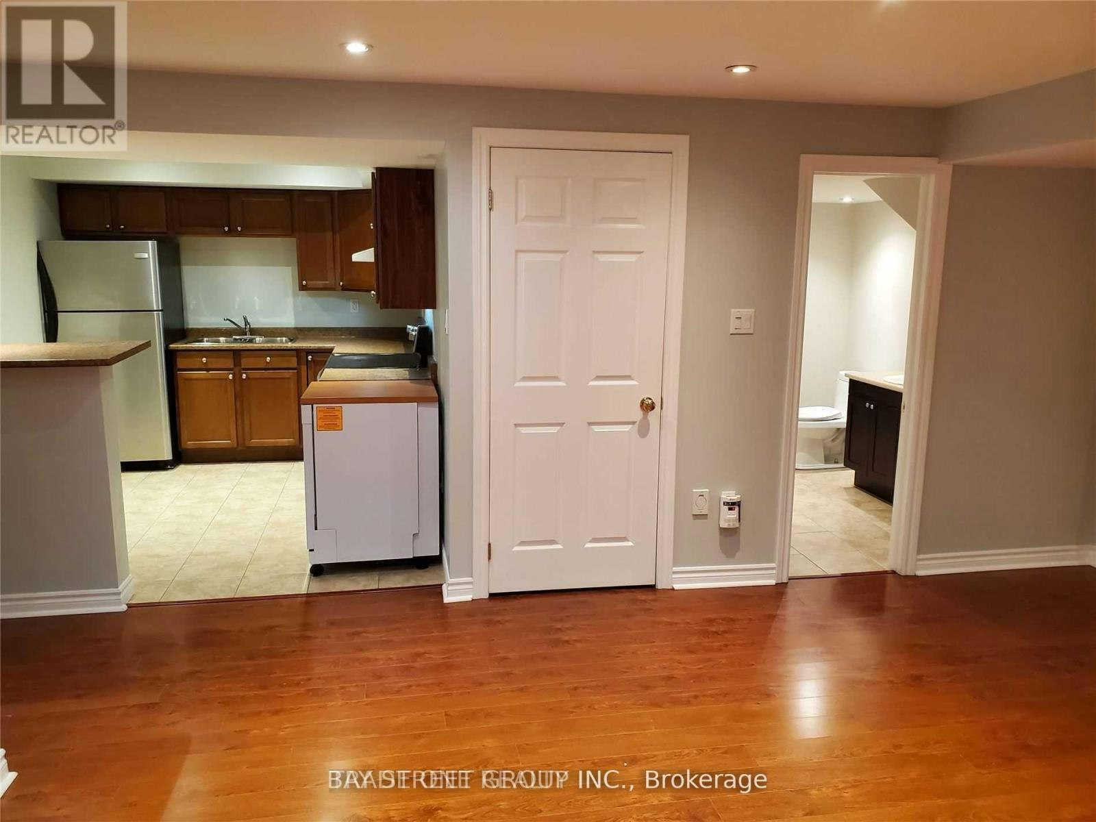 BSMT-92 Sir Jacobs Crescent, Brampton, ON, L7A 3V2 - 6