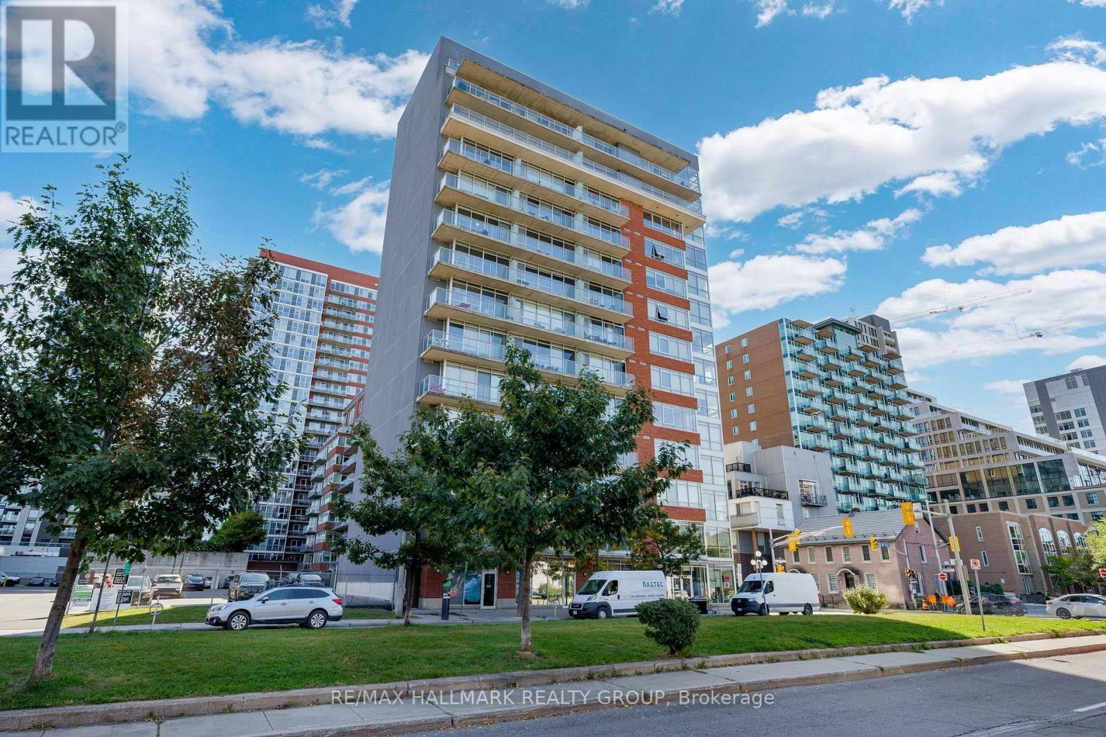210-180 York Street, Ottawa, ON, K1N 1J6