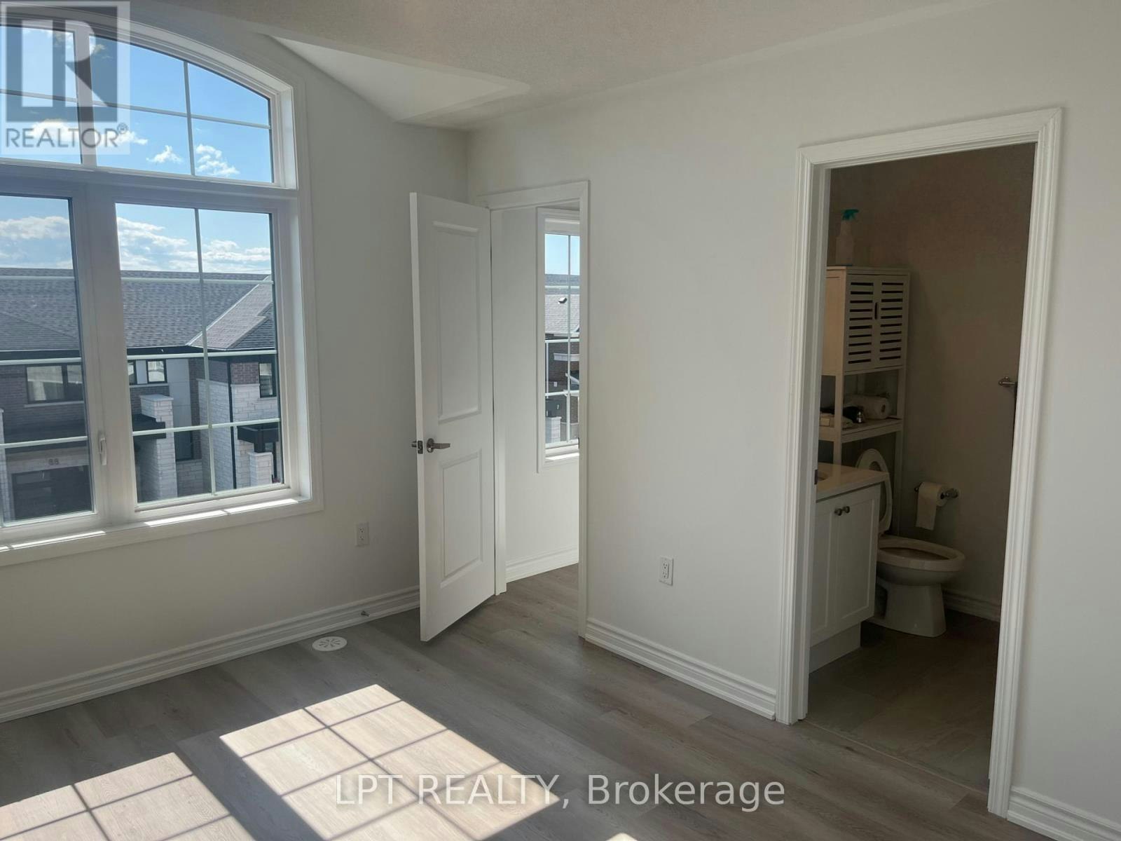 91 Vinewood Crescent, Barrie, ON, L9J 1B4 - 8