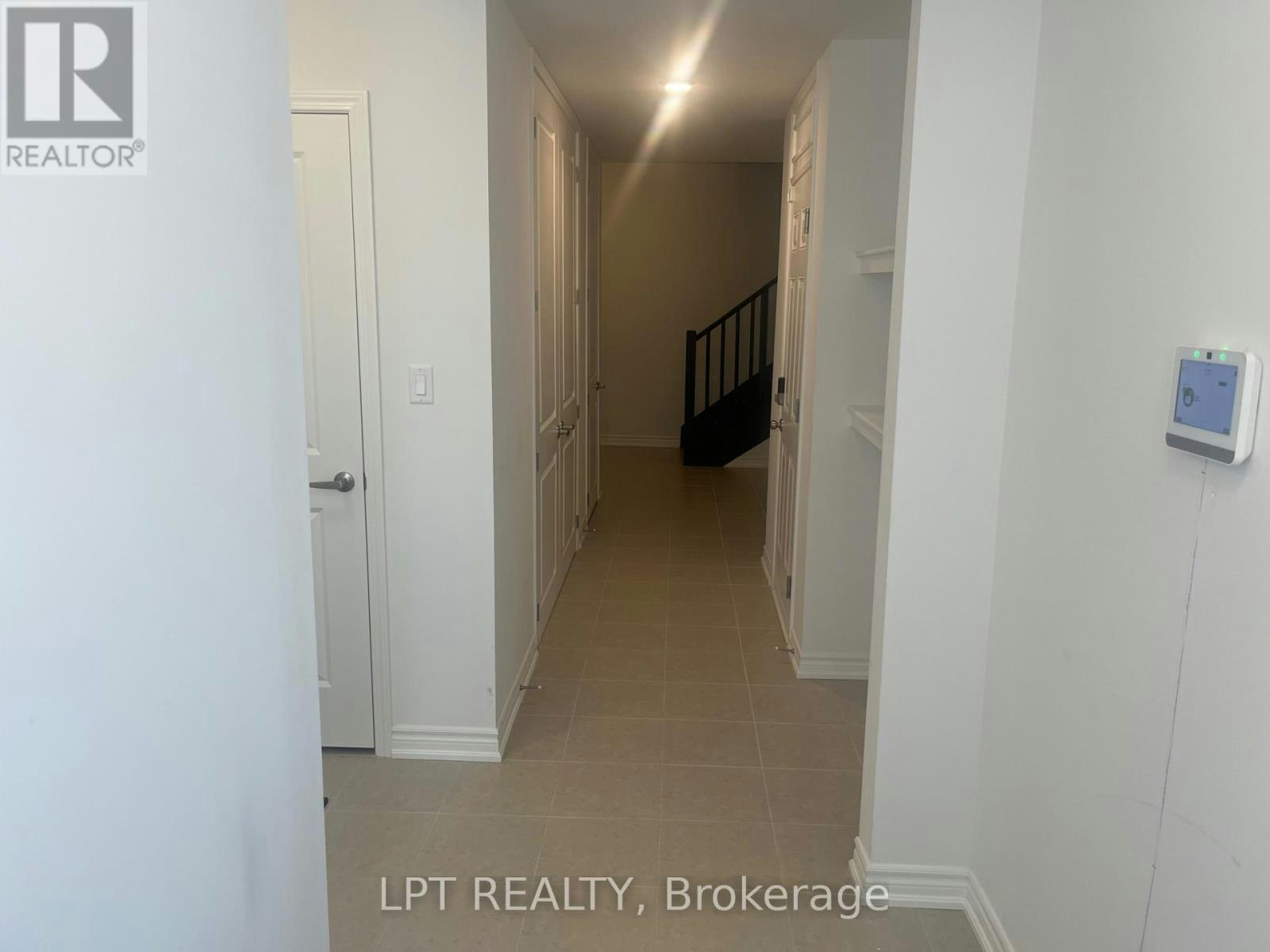91 Vinewood Crescent, Barrie, ON, L9J 1B4 - 3