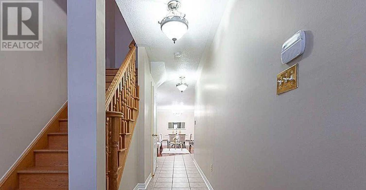 39 Savita Road, Brampton, ON, L7A 3V1 - 3
