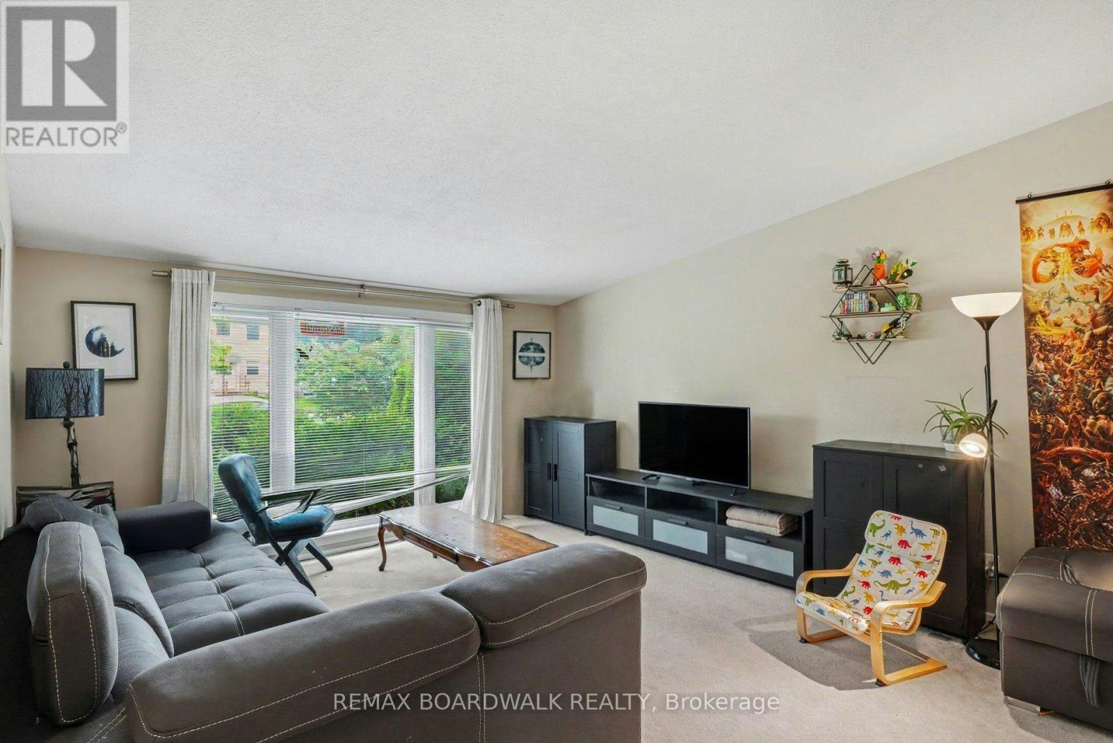 84 Sherway Drive, Ottawa, ON, K2J 1N8 - 4