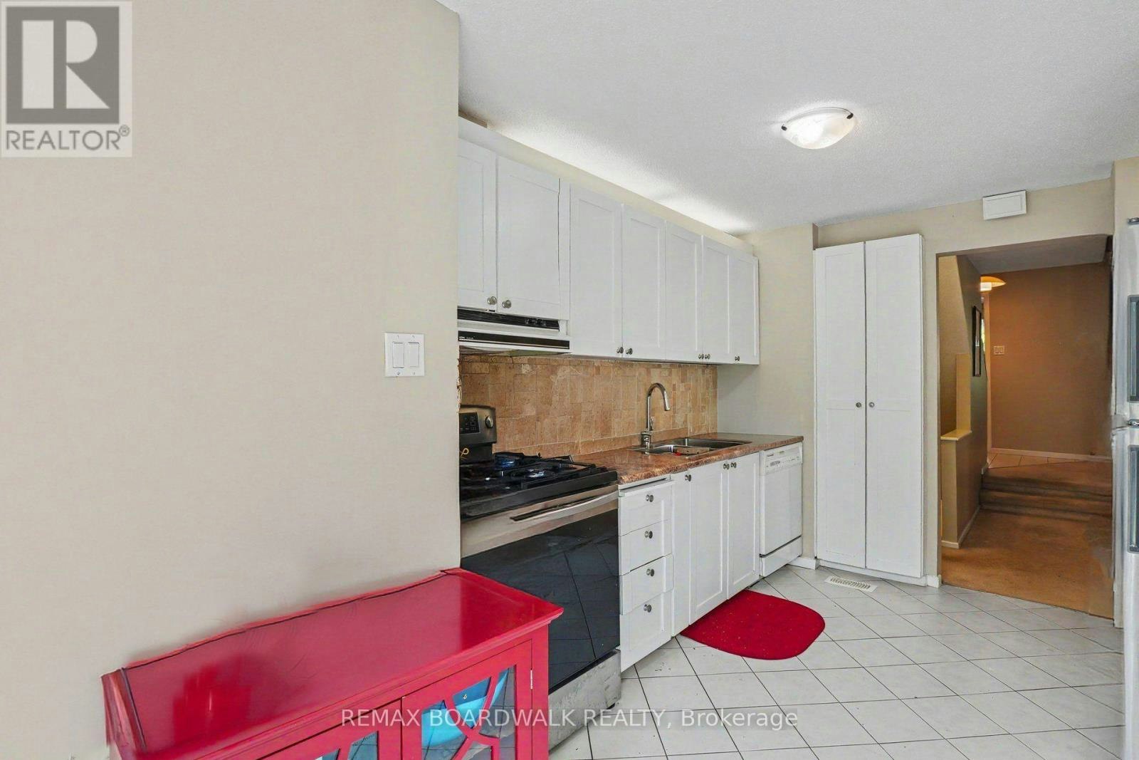 84 Sherway Drive, Ottawa, ON, K2J 1N8 - 13