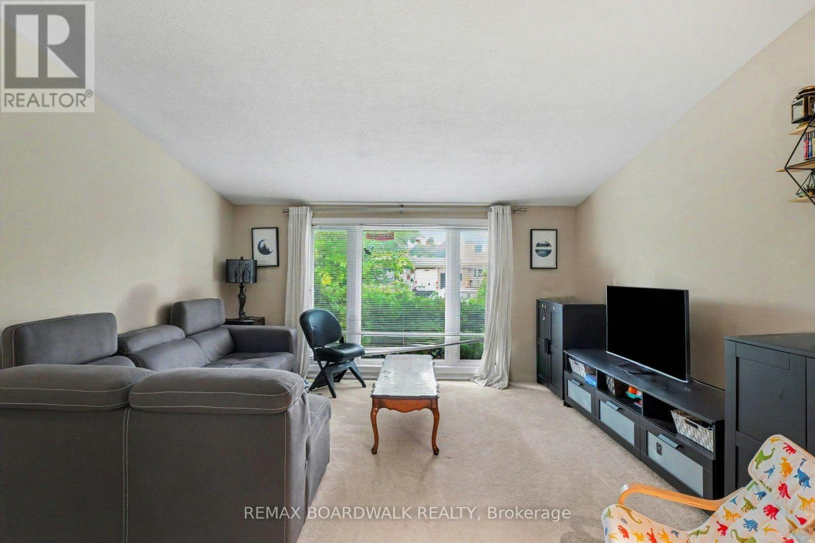 84 Sherway Drive, Ottawa, ON, K2J 1N8 - 5
