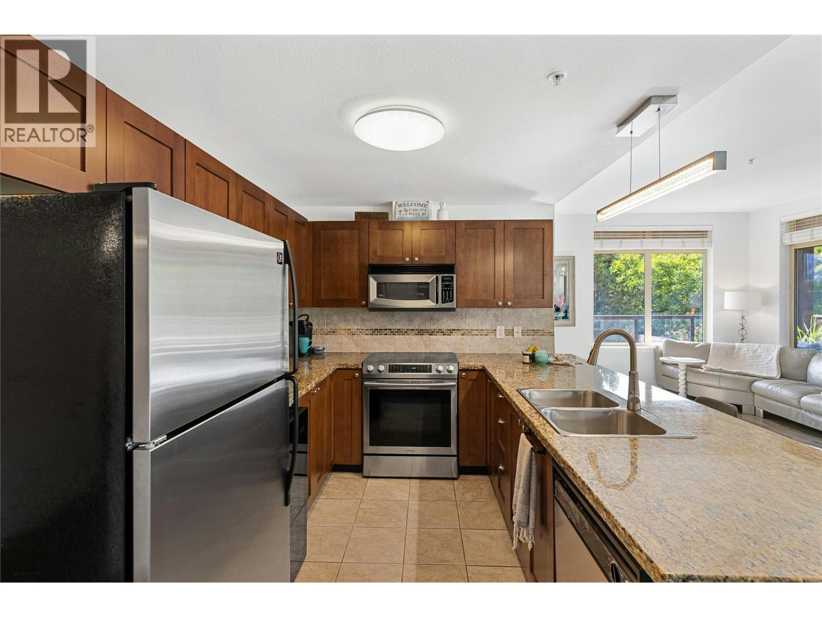 238-4205 Gellatly Road, West Kelowna, BC, V4T 2K2 - 7