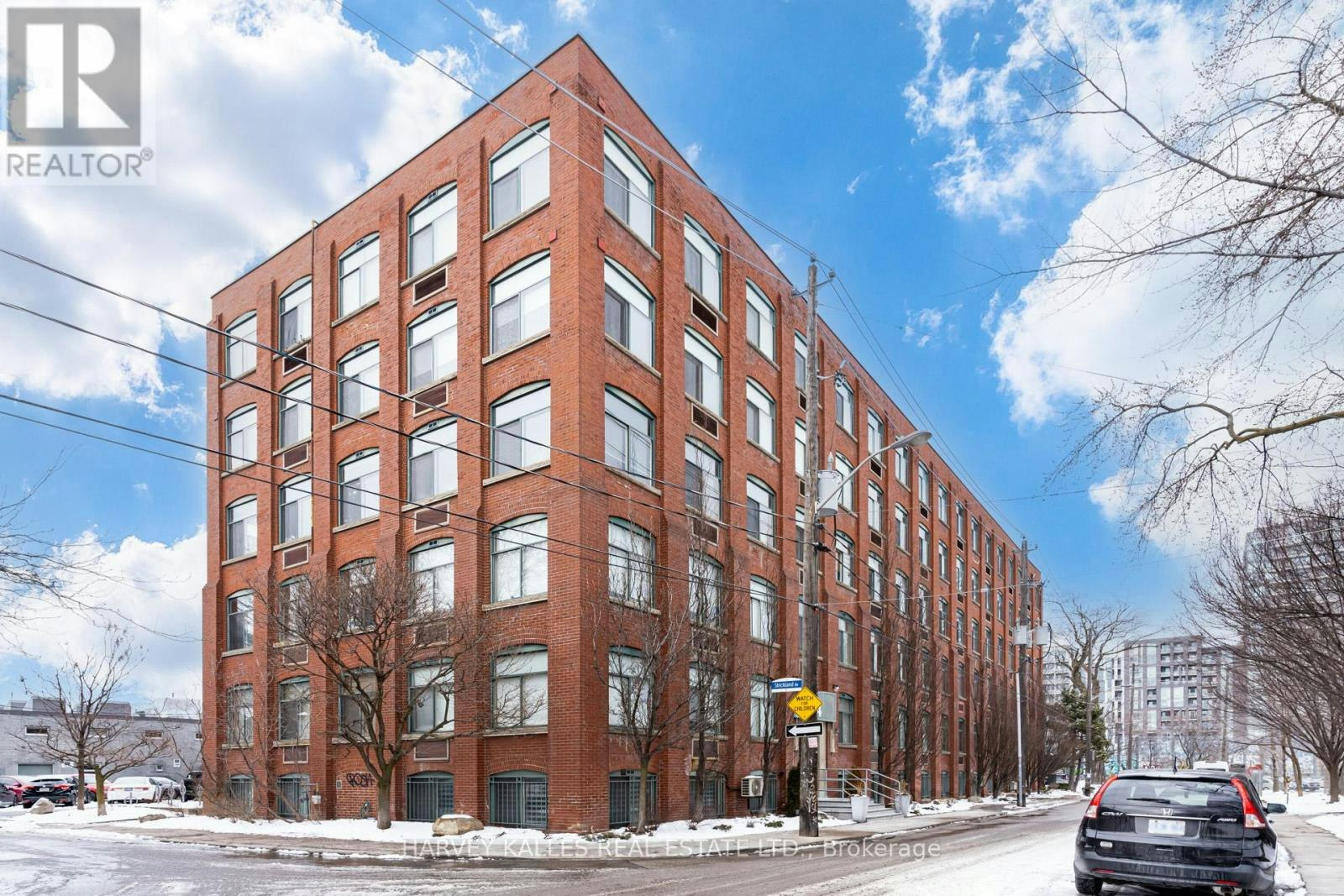 304-24 Noble Street, Toronto, ON, M6K 2C8