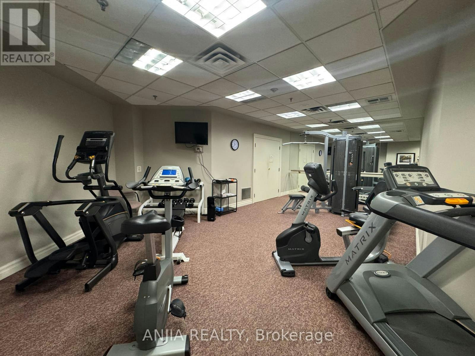 211-75 York Mills Road, Toronto, ON, M2P 2E7 - 4