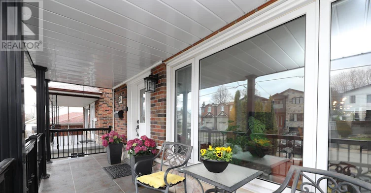 MAIN FLOOR-34 Mystic Avenue, Toronto, ON, M1L 4G9 - 4