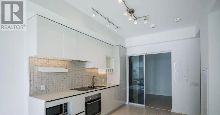 2206-898 Portage Parkway, Vaughan, ON, L4K 0J6 - 7