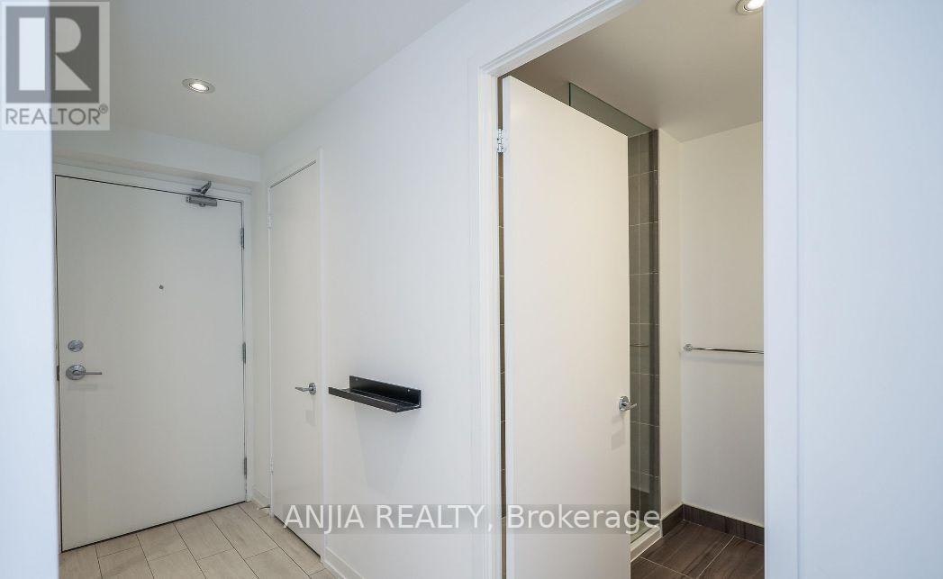 2206-898 Portage Parkway, Vaughan, ON, L4K 0J6 - 5