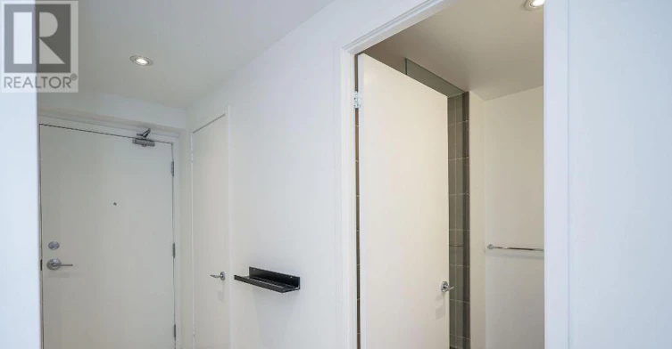 2206-898 Portage Parkway, Vaughan, ON, L4K 0J6 - 5