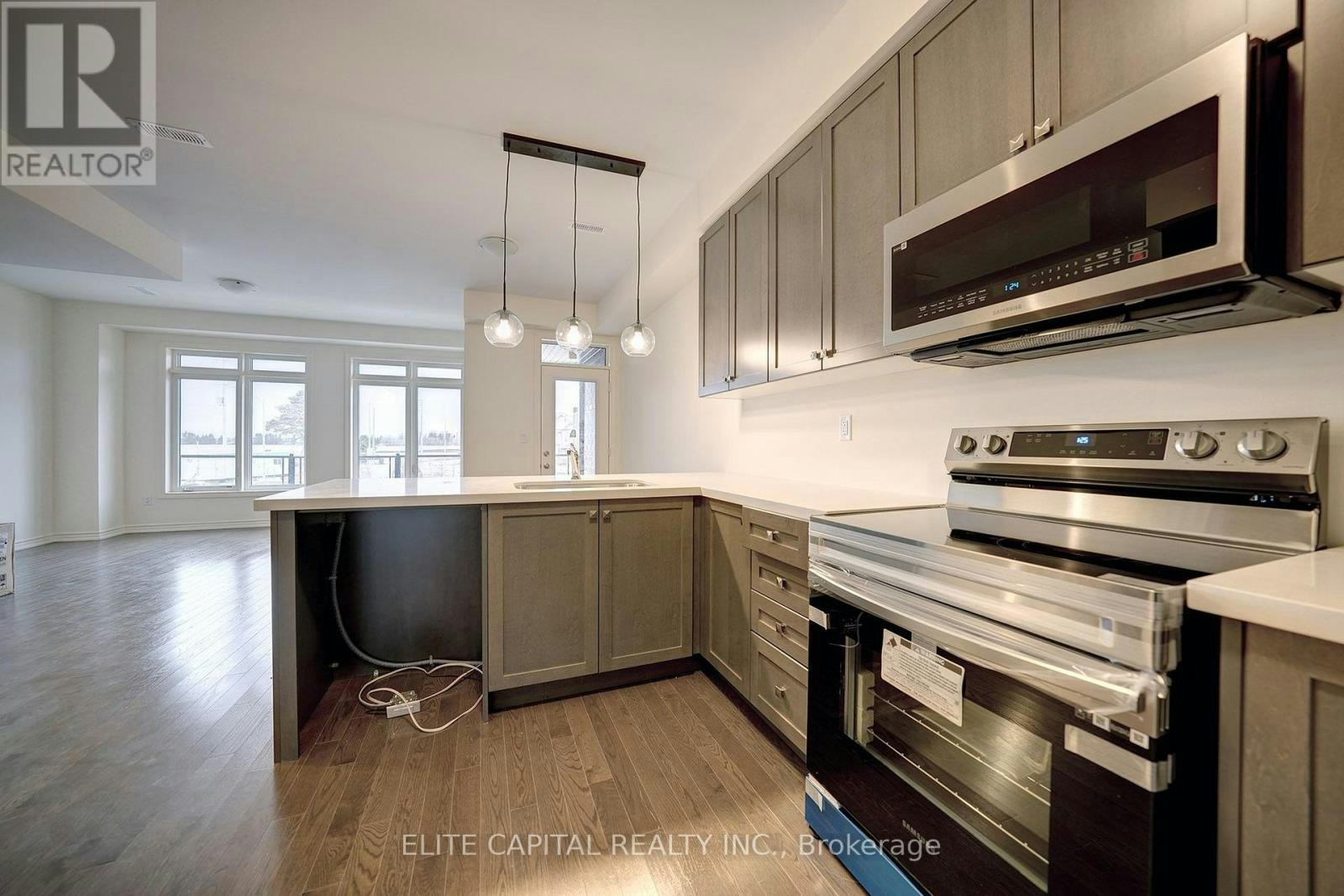84 Holyrood Crescent, Vaughan, ON, L4H 5G2 - 5