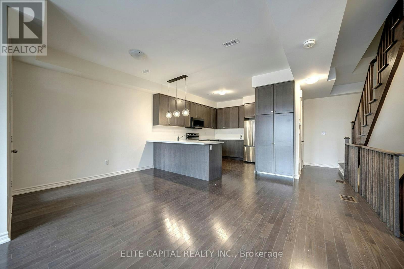 84 Holyrood Crescent, Vaughan, ON, L4H 5G2 - 2
